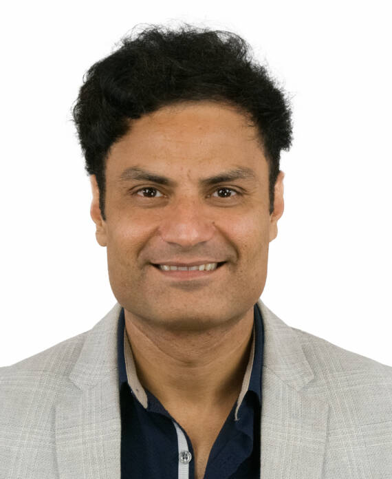 Adil Arif